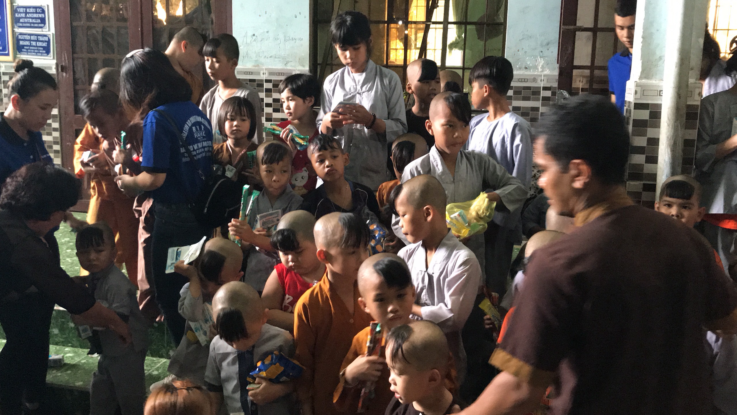 "Sharing To Love" - Charity trip to the Tinh That Bong Lai TP Vung Tau