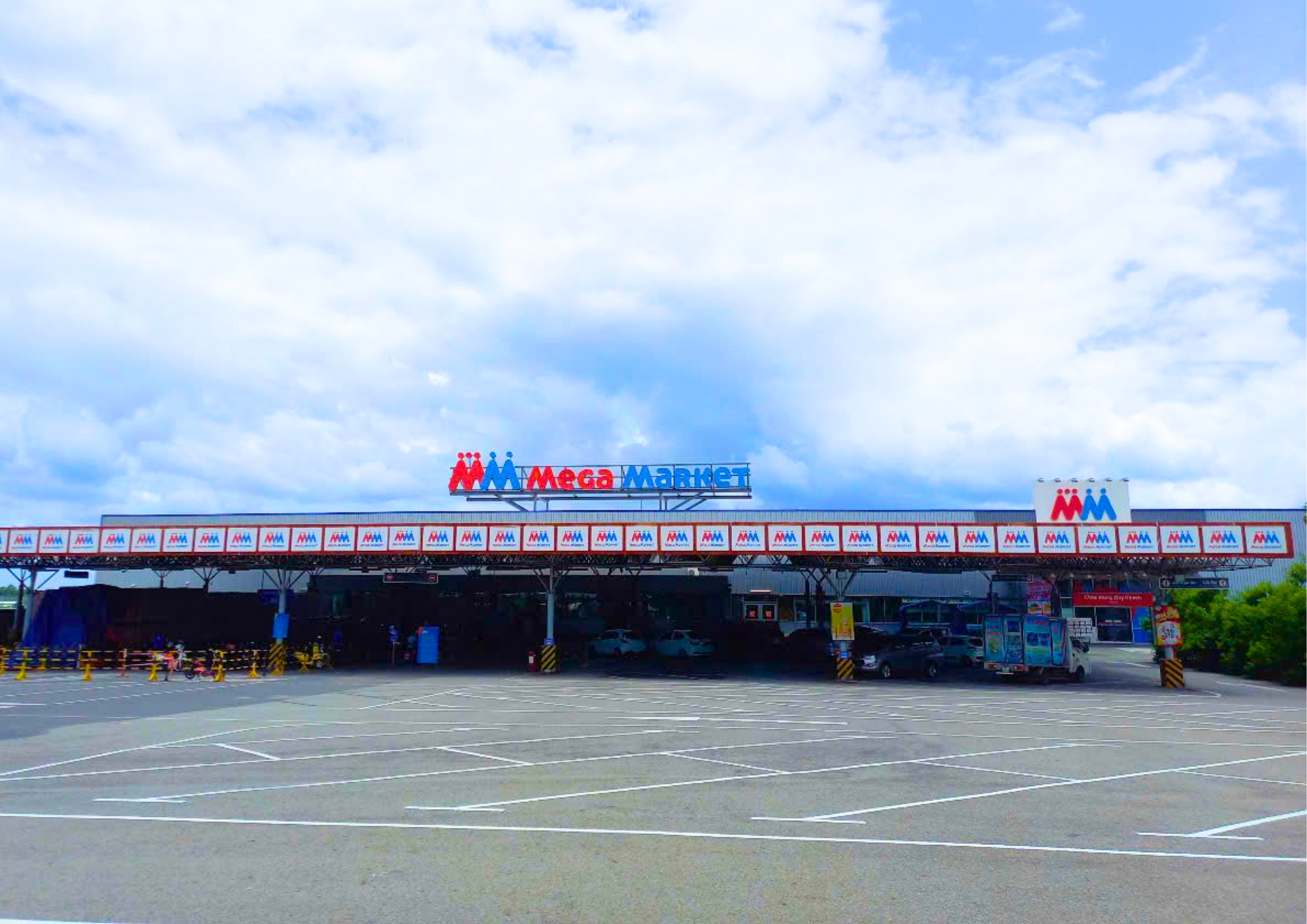 Mega Market Binh Duong