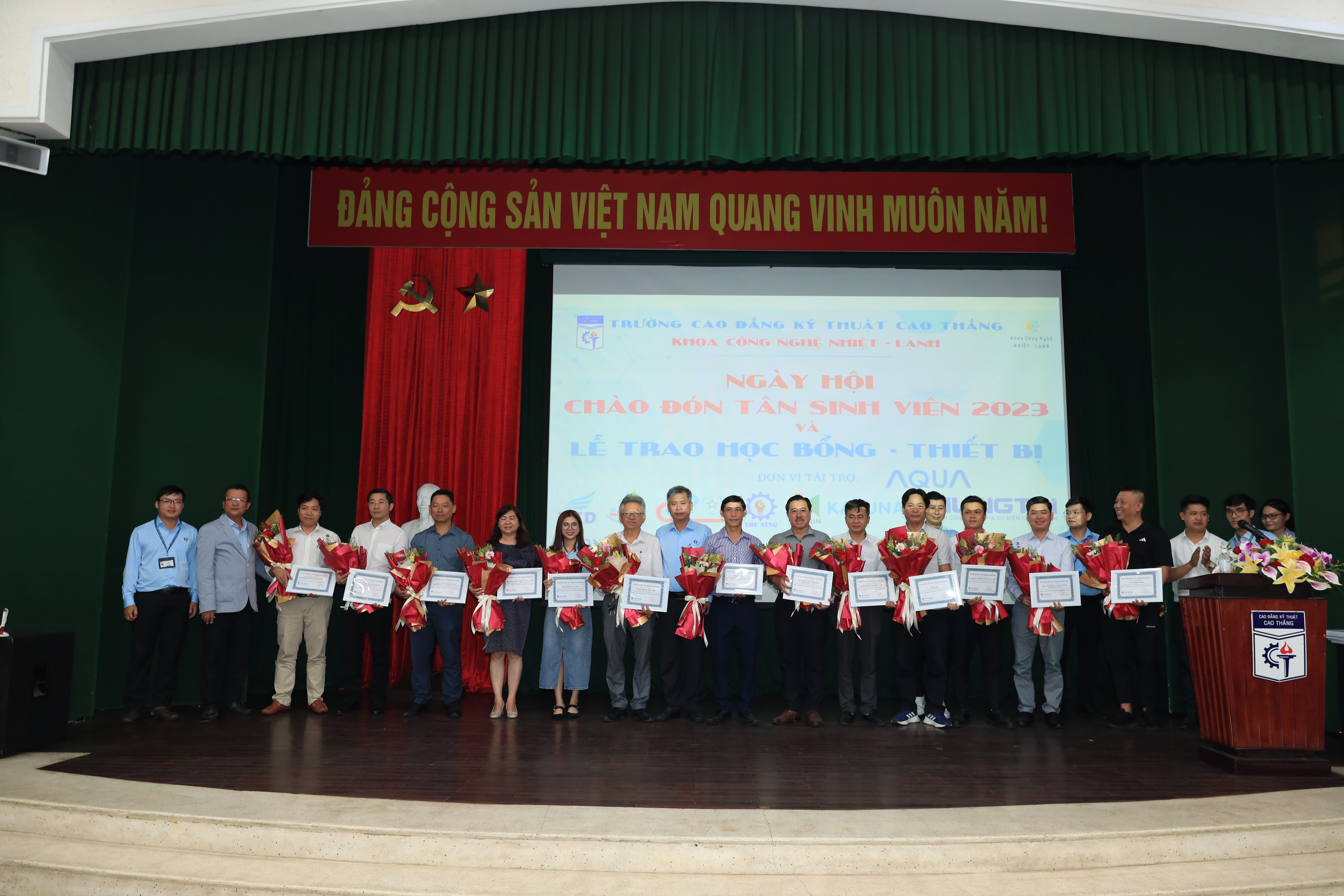 RAPID VIETNAM M&E CO., LTD AT THE WELCOME DAY FOR NEW STUDENTS & SCHOLARSHIP AWARD CEREMONY - EQUIPMENT IN 2023 AT CAO THANG TECHNICAL COLLEGE